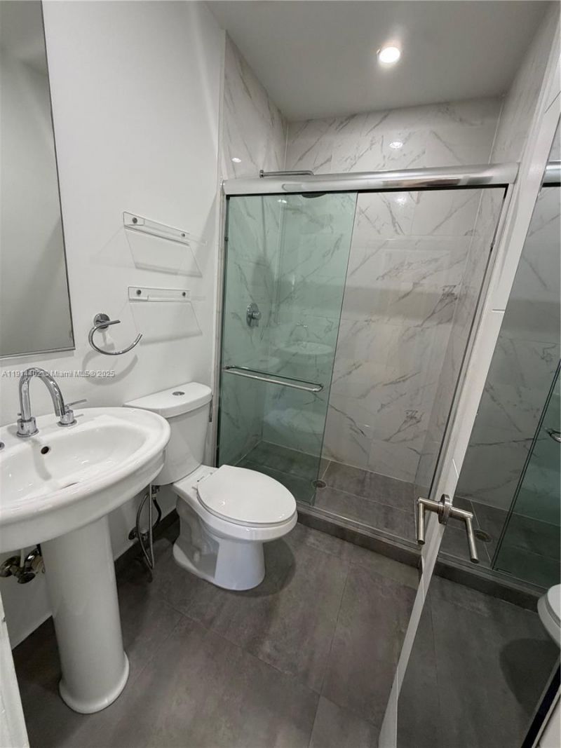 3051 SW 27th Ln, Unit 3, Miami, FL 33133 Photo