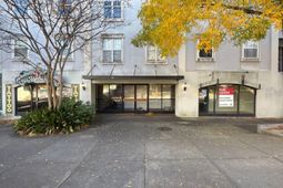 2002 Greene Street photo 4