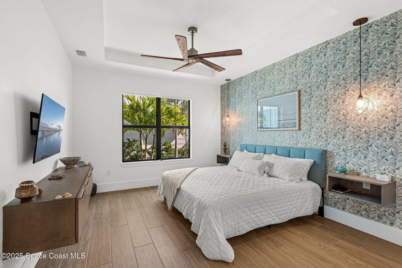 2021 S Orlando Avenue, Cocoa Beach, FL 32931 Photo