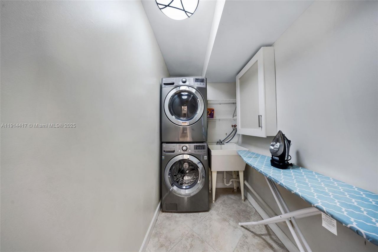 2132 NE 63rd Ct, Fort Lauderdale, FL 33308 Photo