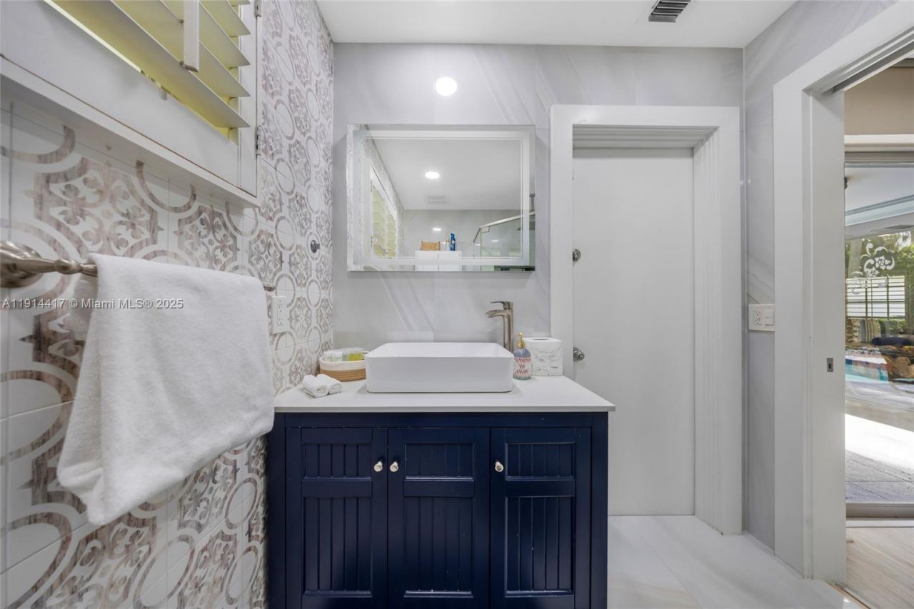 2132 NE 63rd Ct, Fort Lauderdale, FL 33308 Photo