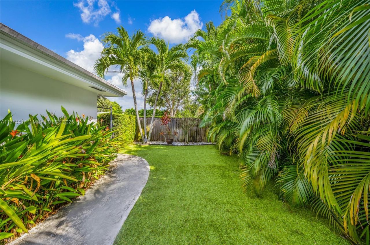 2132 NE 63rd Ct, Fort Lauderdale, FL 33308 Photo