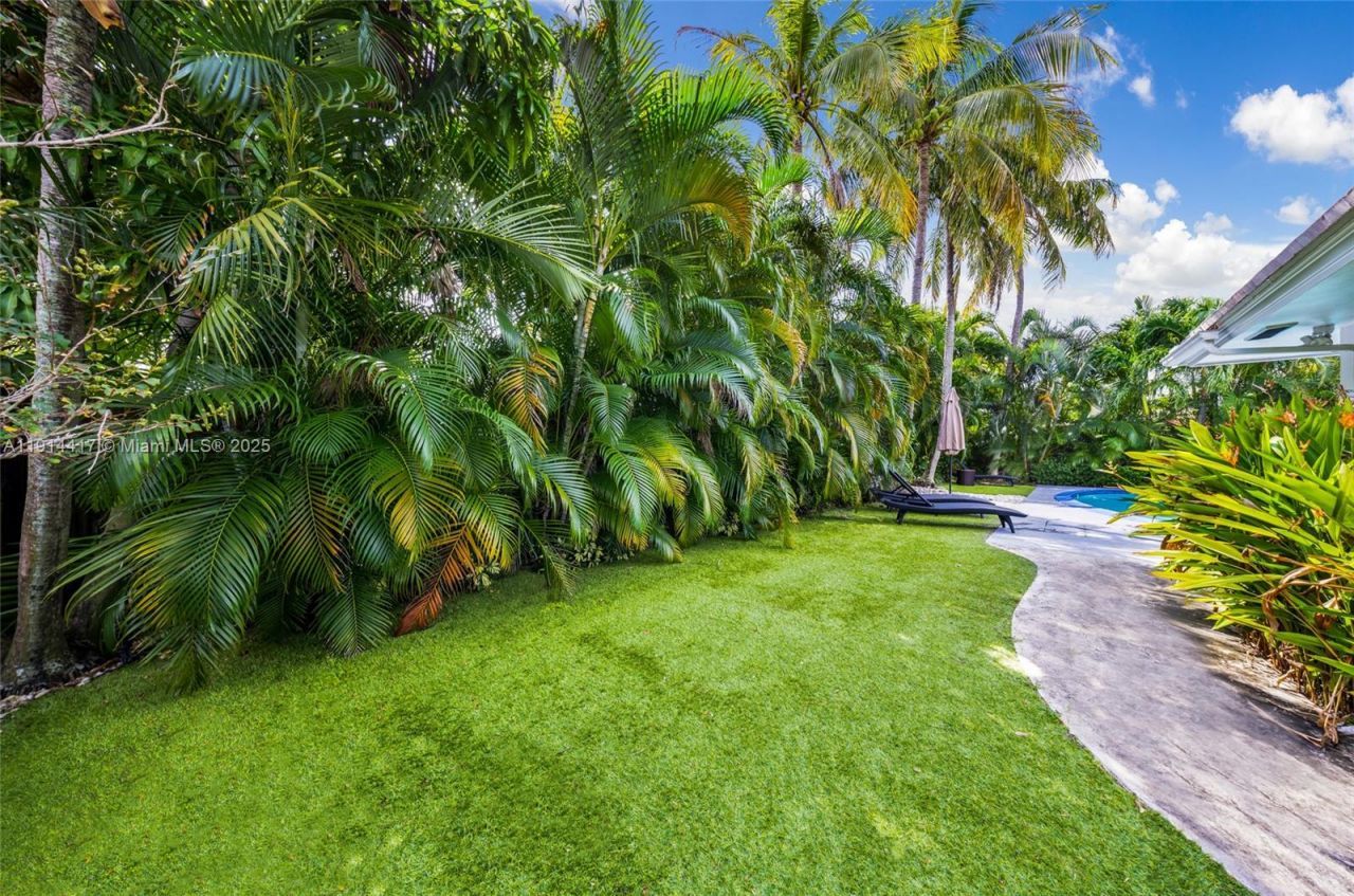 2132 NE 63rd Ct, Fort Lauderdale, FL 33308 Photo