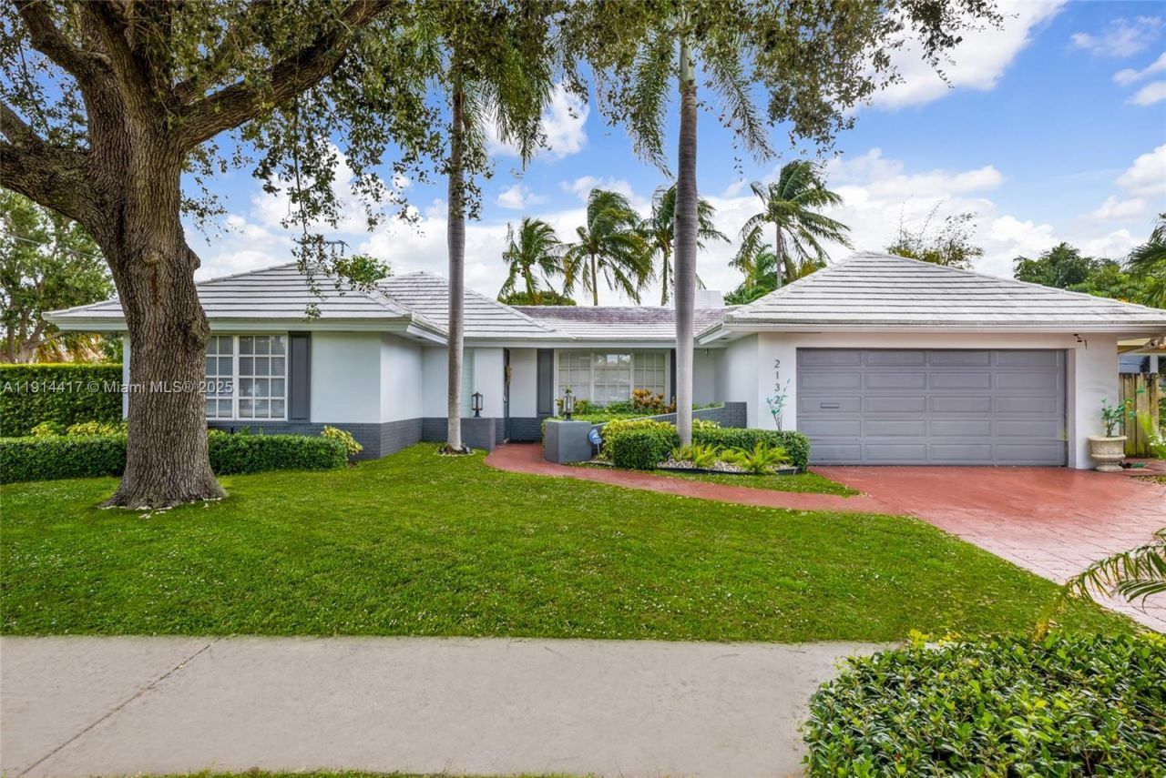 2132 NE 63rd Ct, Fort Lauderdale, FL 33308 Photo