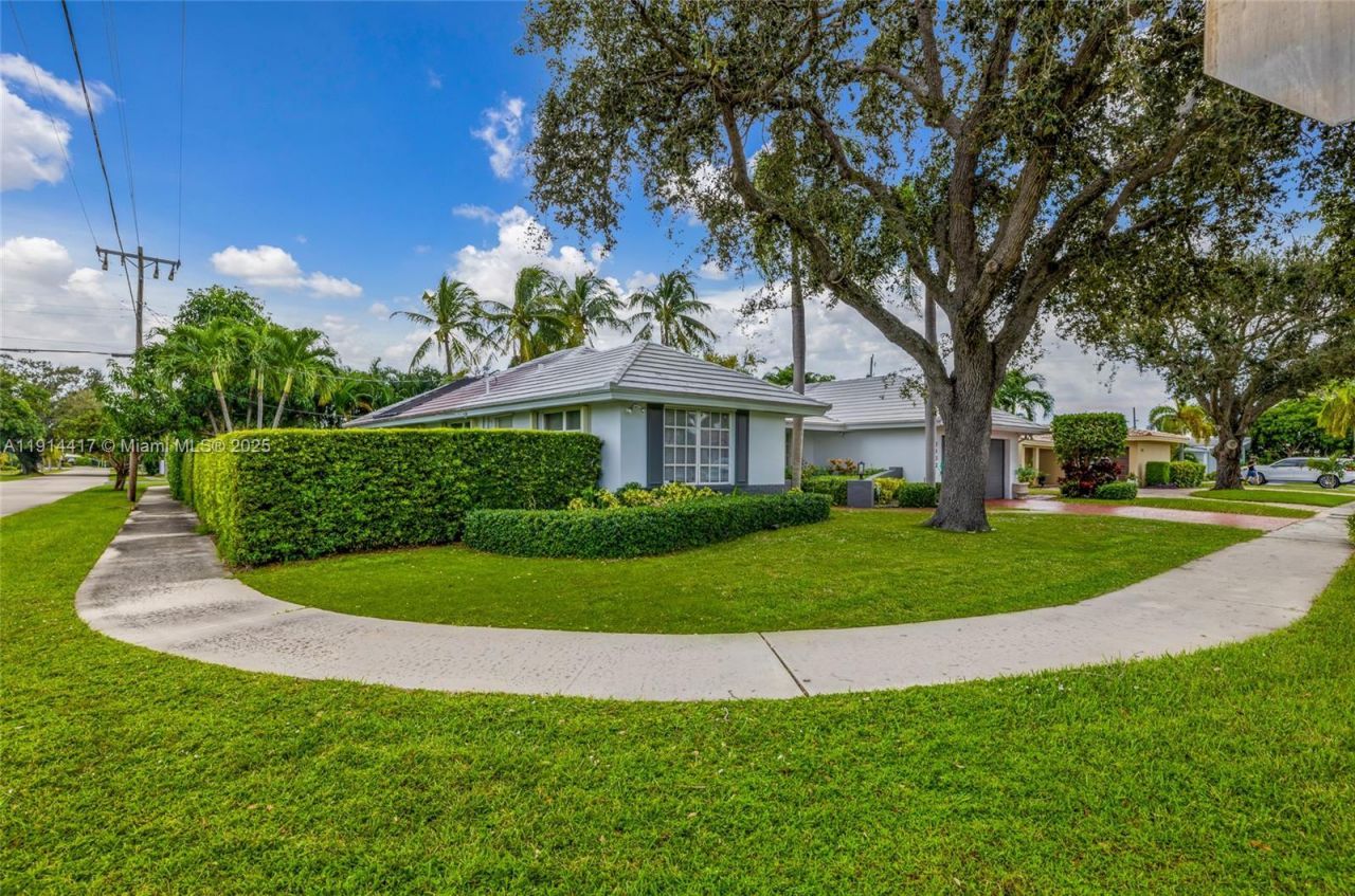 2132 NE 63rd Ct, Fort Lauderdale, FL 33308 Photo