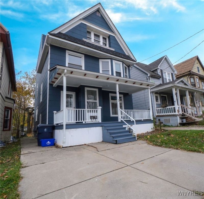 35 Colton Avenue, Buffalo, NY 14218 Main Photo
