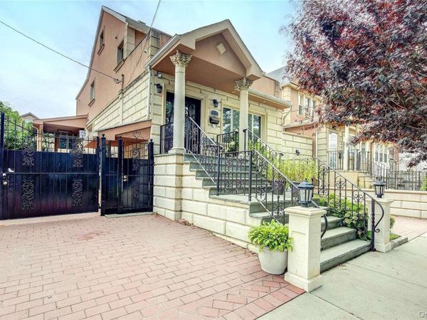 43-33 163rd Street, Flushing, NY 11358