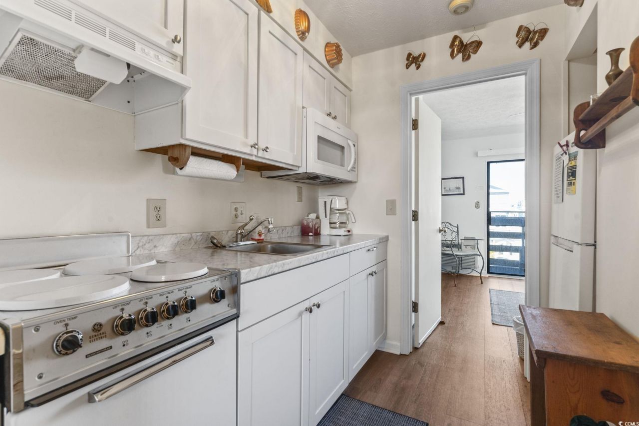 120 Dogwood Dr. N Photo 6