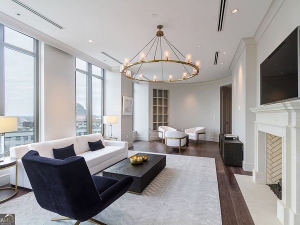 3376 Peachtree Road NE, Unit 33A, Atlanta, GA 30326