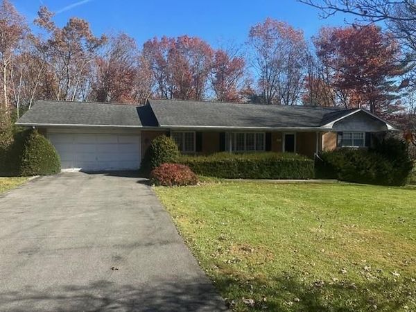 353 1 ST  STREET, SHADY SPRING, WV 25918