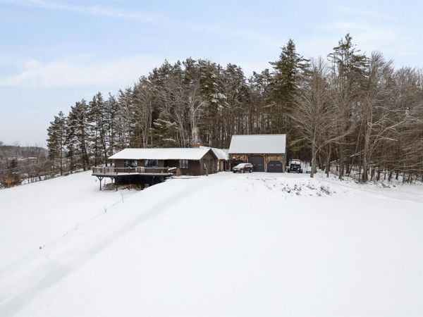 867 East Bethel Road, Randolph, VT 05061