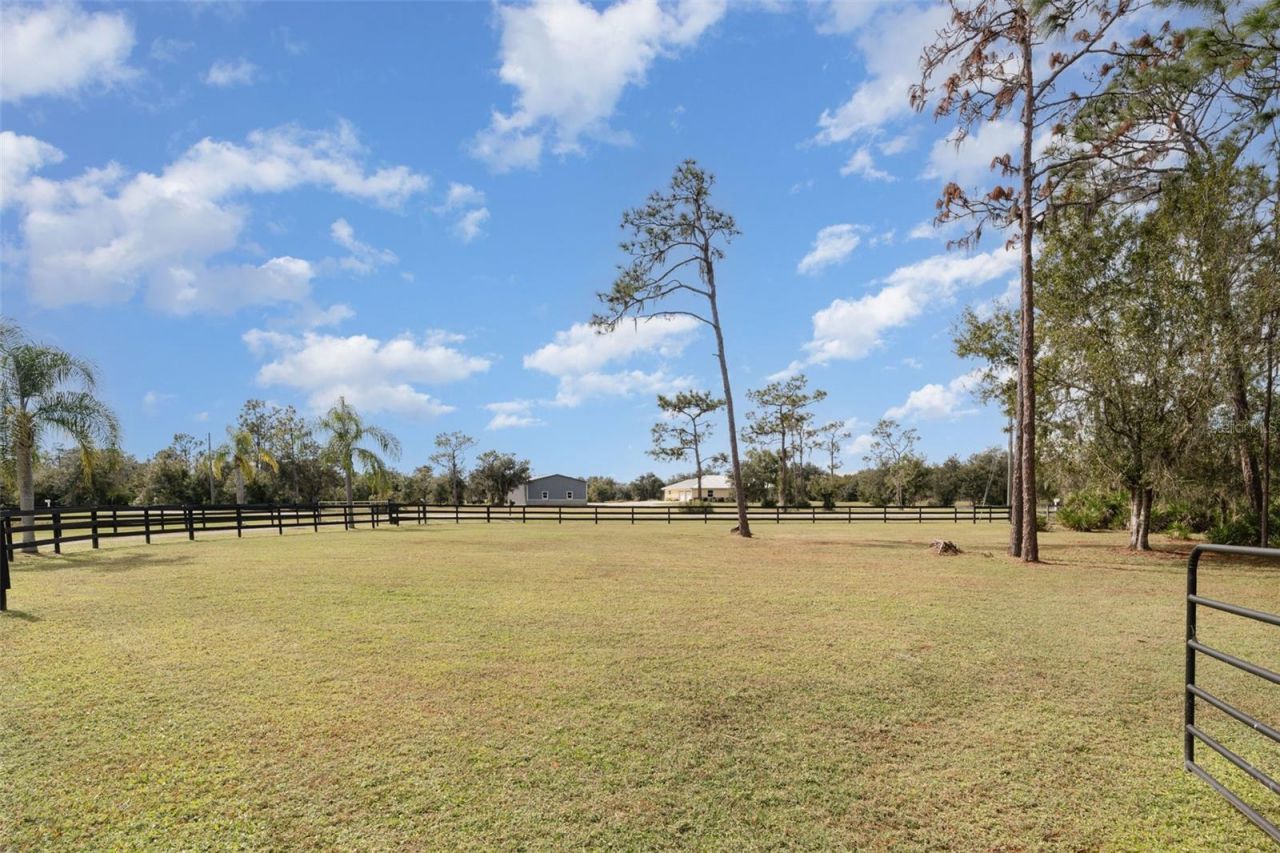 30215 Saddlebag Trail, Myakka City, FL 34251 Photo