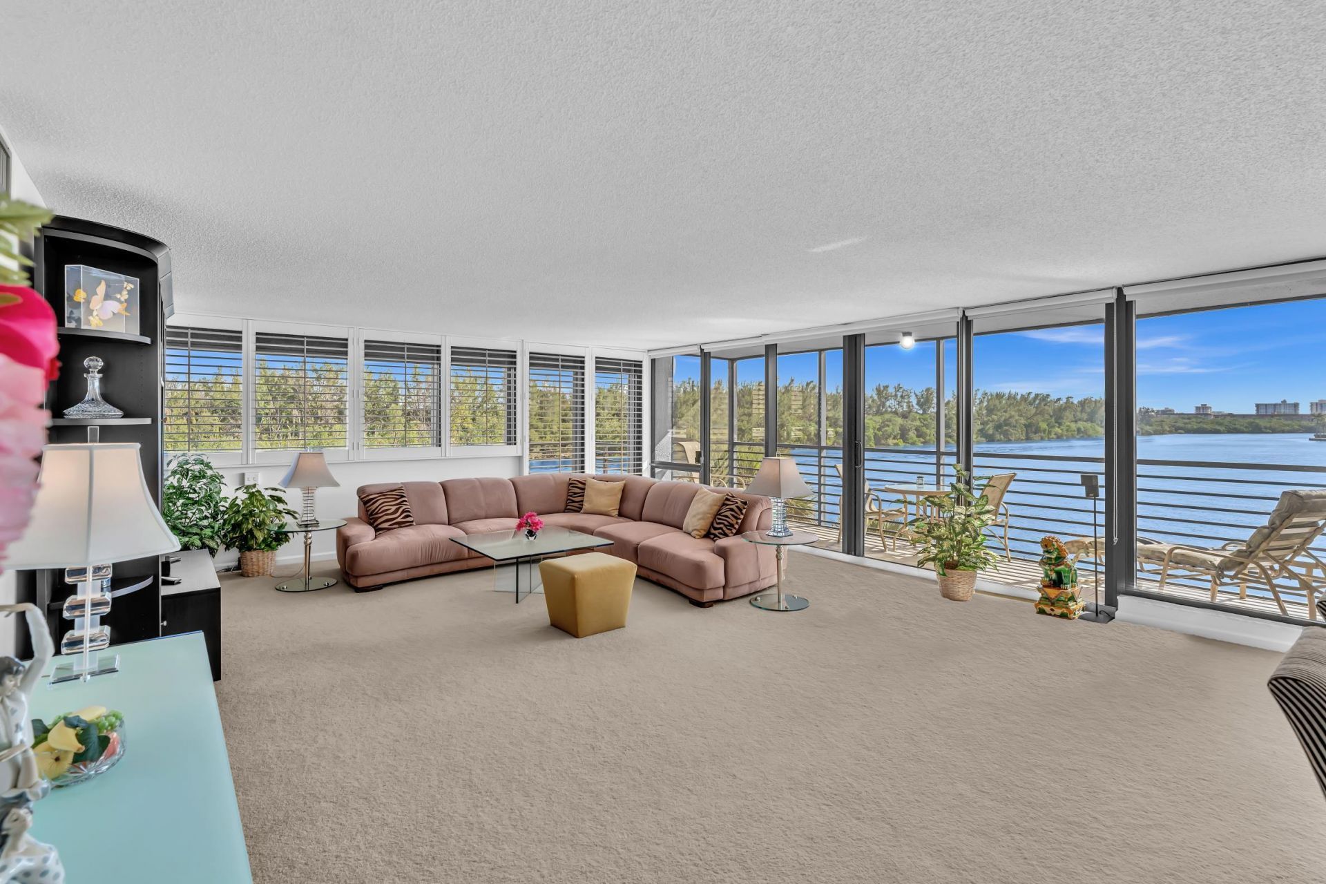 900 NE Spanish River Boulevard, Unit 4e, Boca Raton, FL 33431 Photo