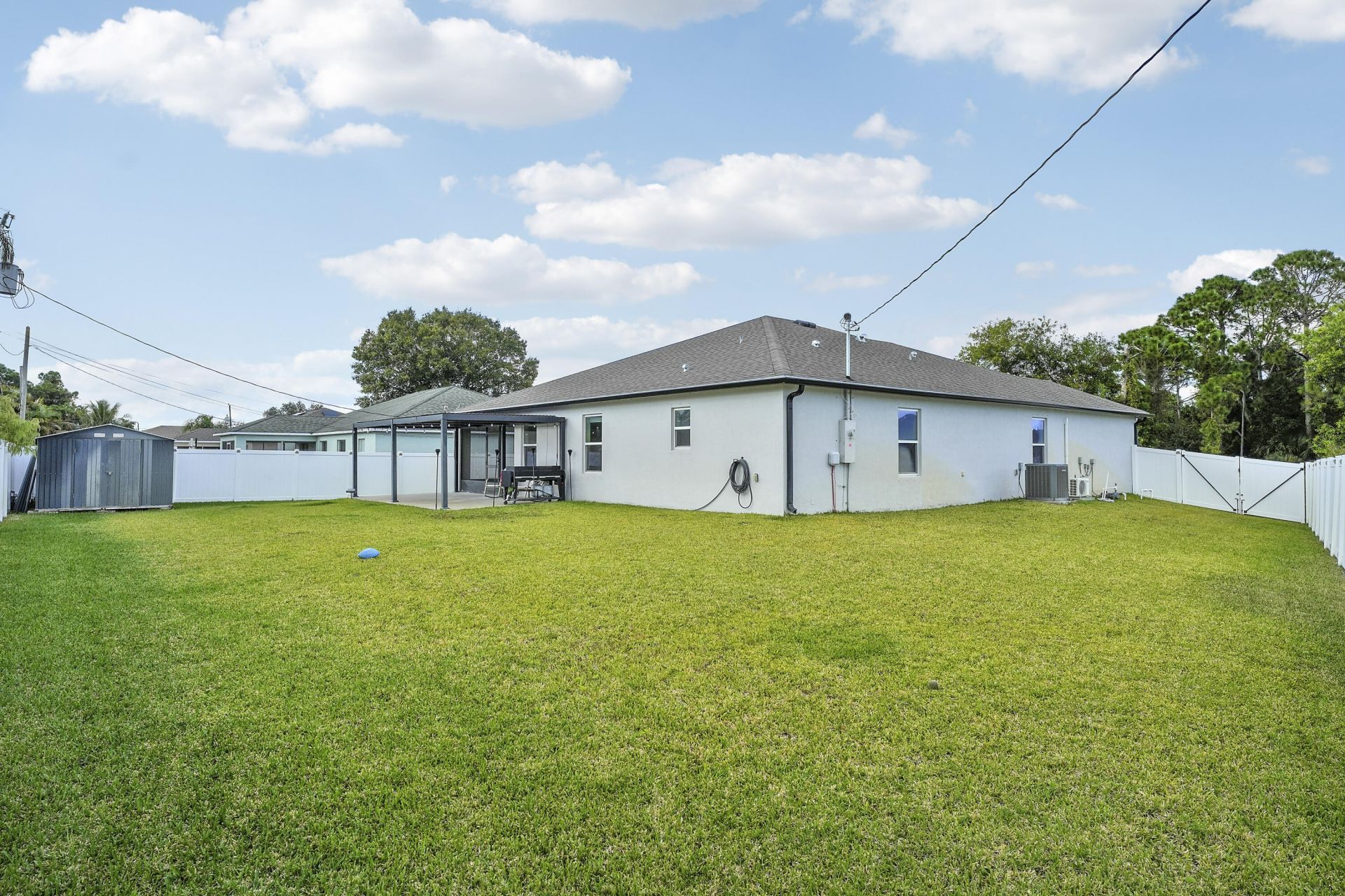 684 SW Jada Road, Port Saint Lucie, FL 34953 Photo