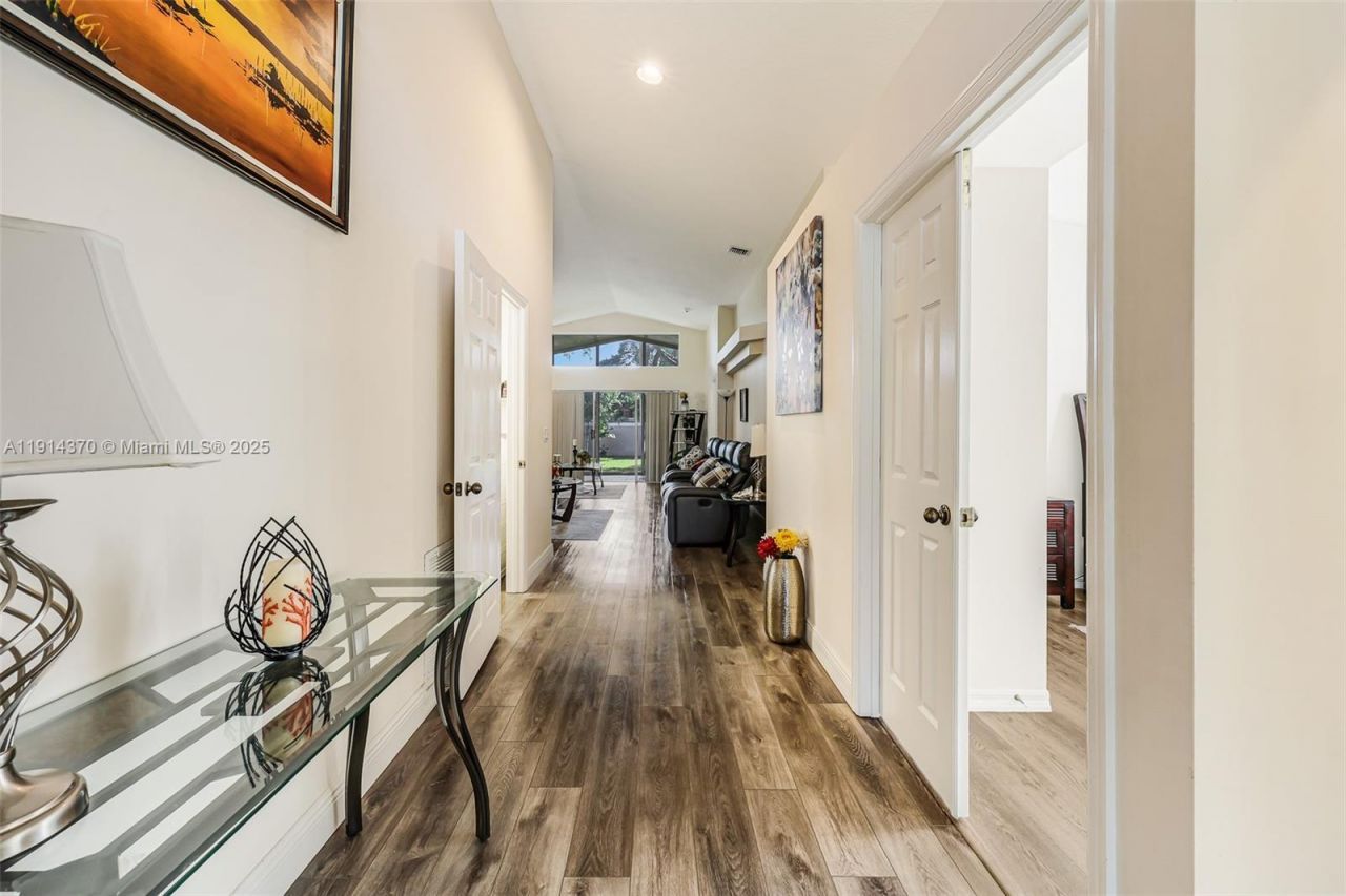 7390 Lugano Dr, Boynton Beach, FL 33437 Photo