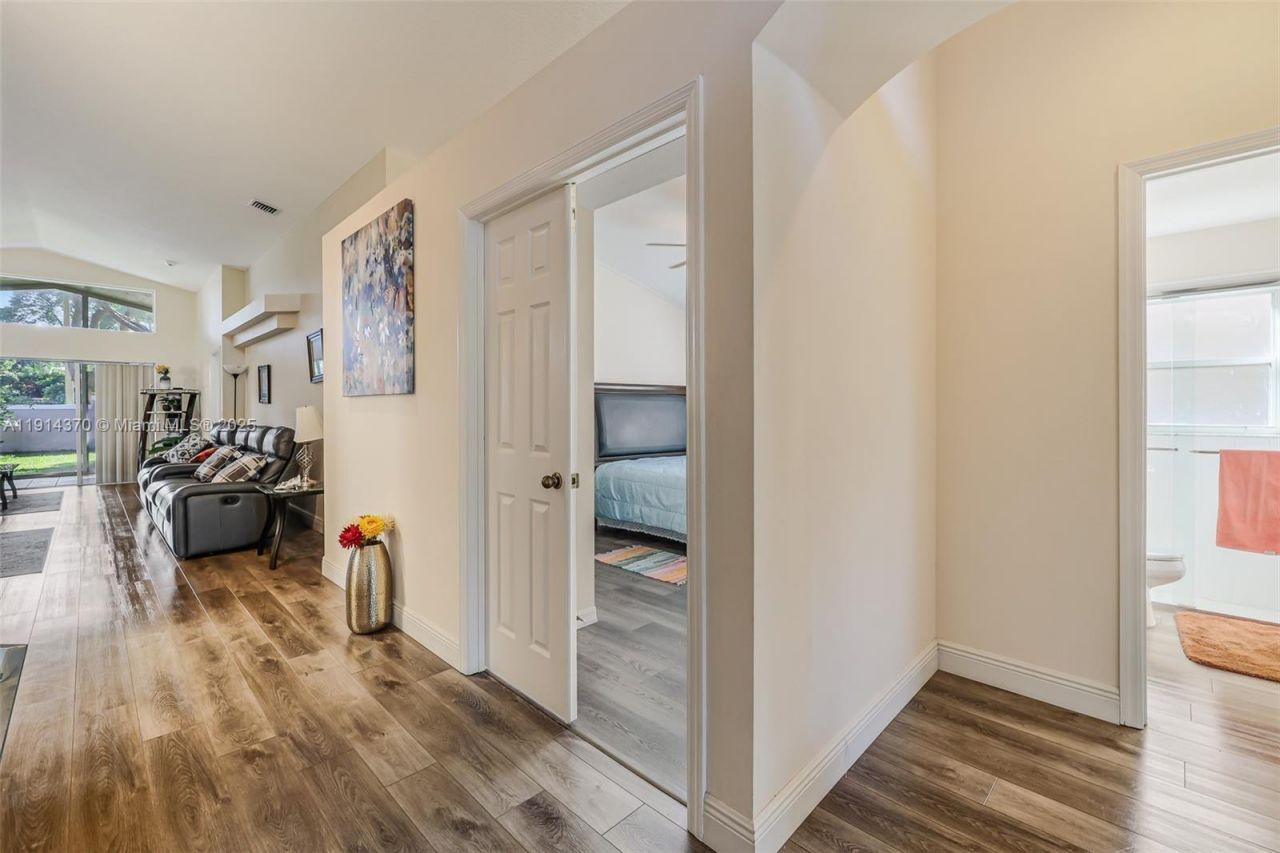 7390 Lugano Dr, Boynton Beach, FL 33437 Photo