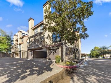 5757 E University Boulevard, Unit 26D, Dallas, TX 75206