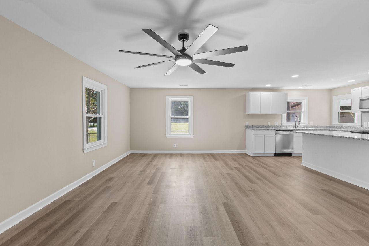 5253 Jefferies Highway Photo 10