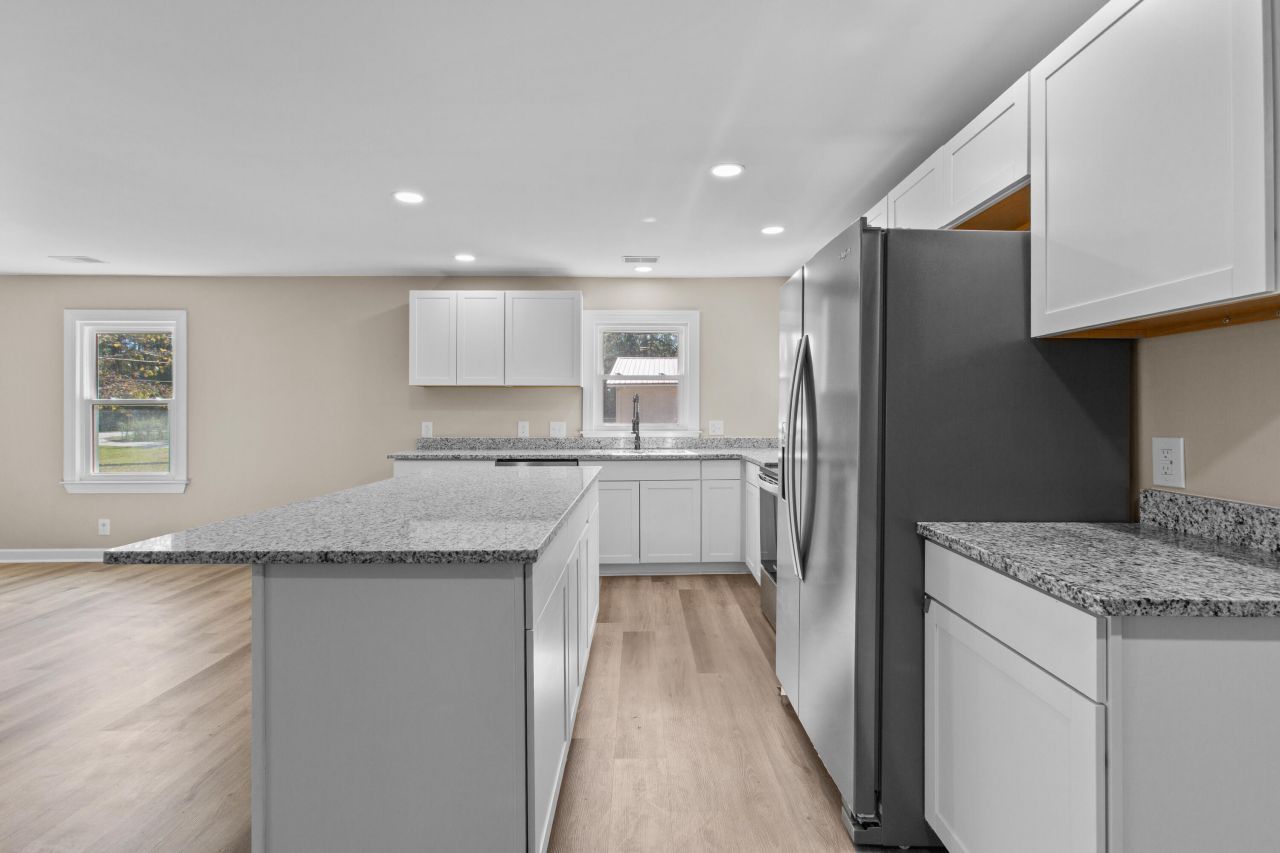 5253 Jefferies Highway Photo 19