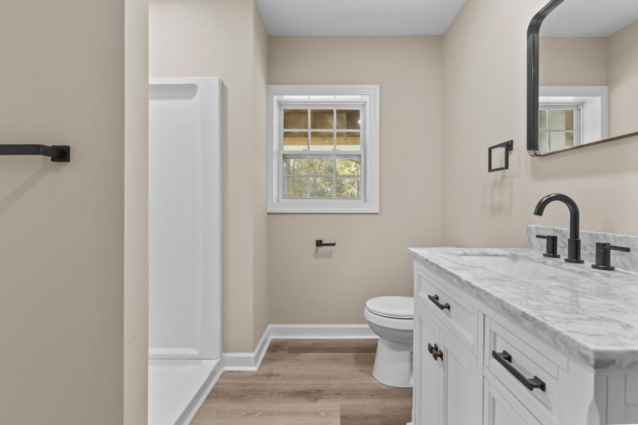 5253 Jefferies Highway Photo 27