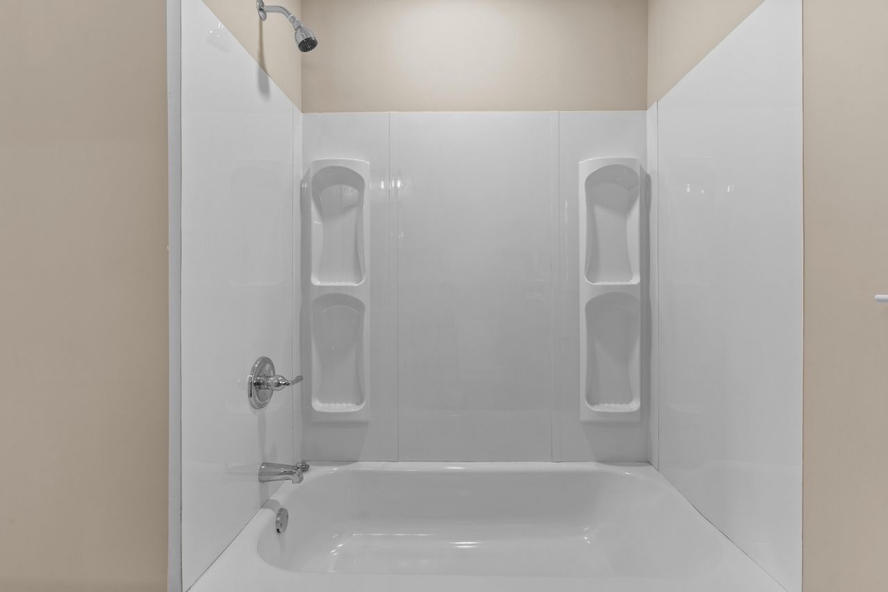 5253 Jefferies Highway Photo 28