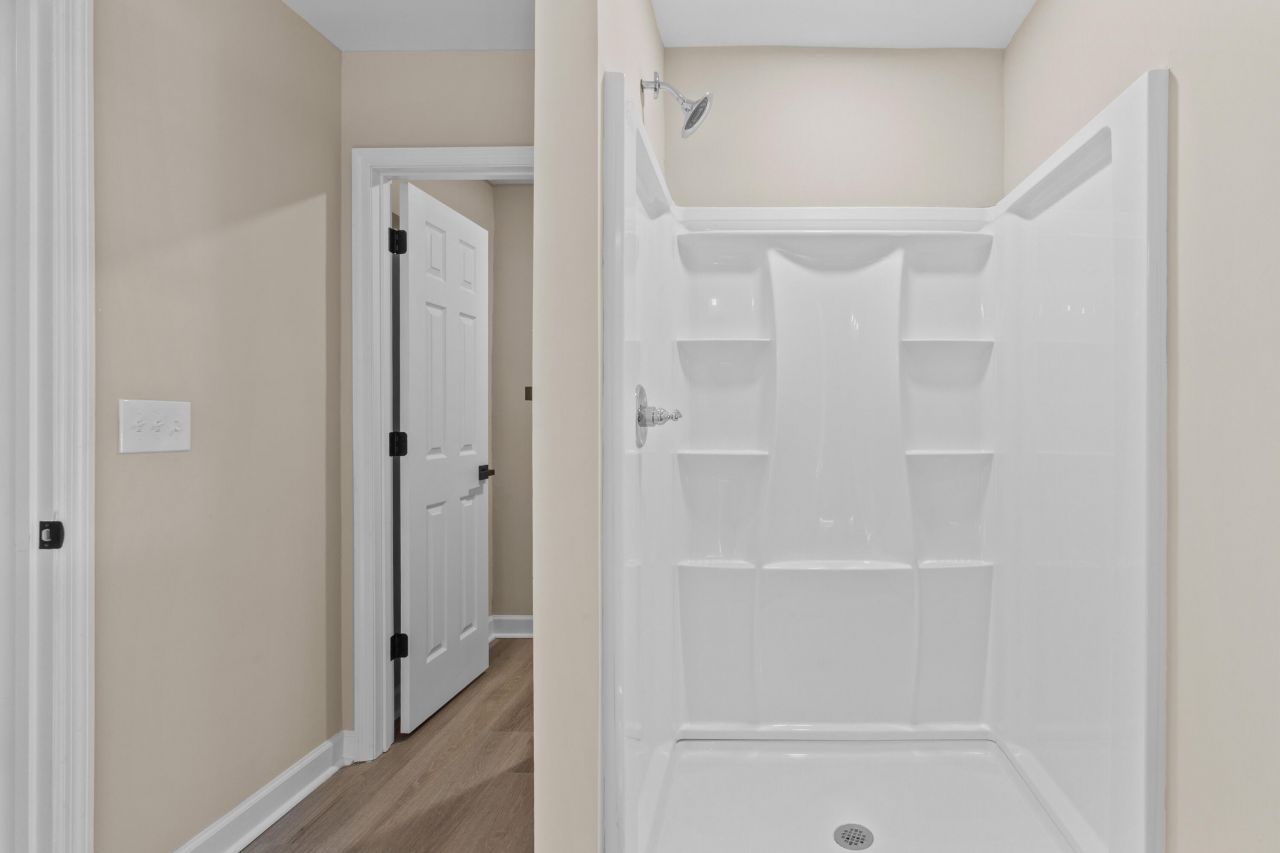 5253 Jefferies Highway Photo 36