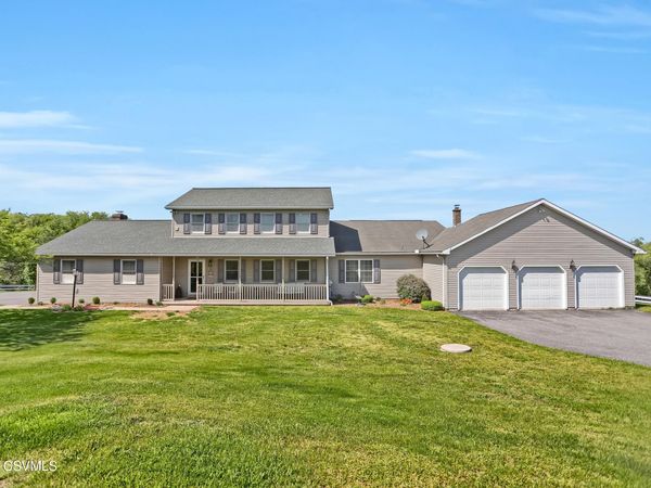 1105 RED HILL Road, Port Trevorton, PA 17864