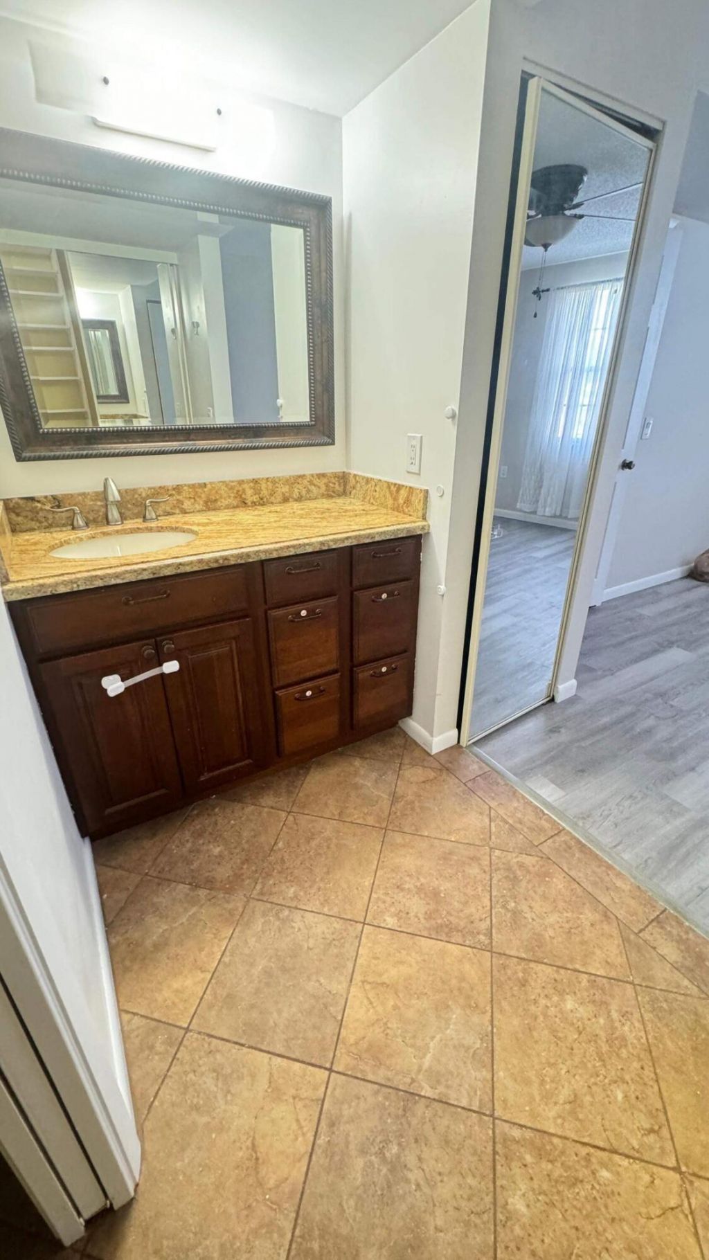 6049 Balboa Circle, Unit 202, Boca Raton, FL 33433 Photo