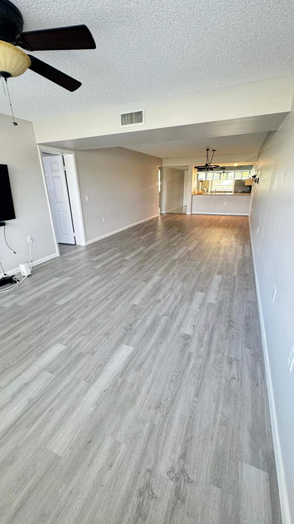 6049 Balboa Circle, Unit 202, Boca Raton, FL 33433 Photo