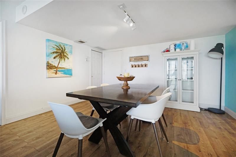 2400 Presidential Way, Unit 502, West Palm Beach, FL 33401 Photo