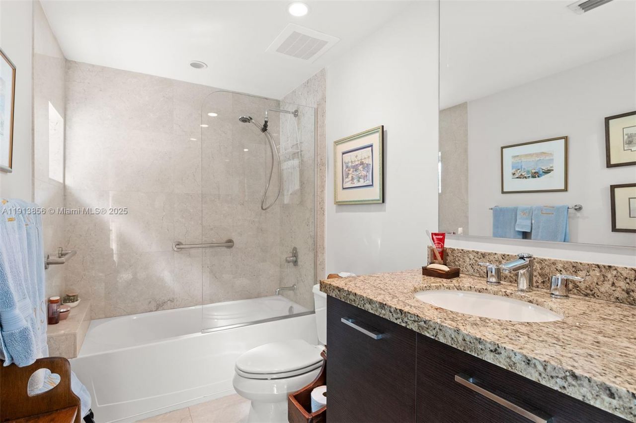 9400 W Bay Harbor Dr, Unit 101, Bay Harbor Islands, FL 33154 Photo