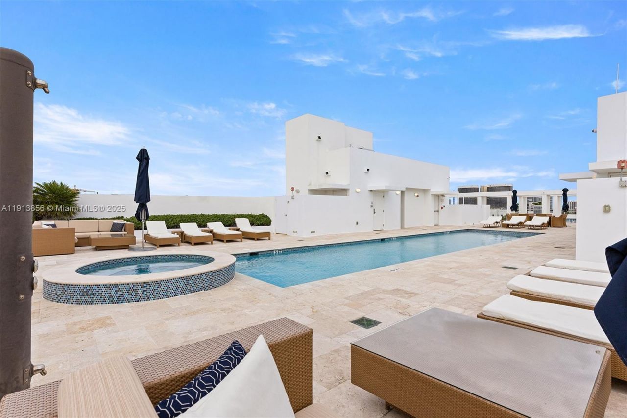 9400 W Bay Harbor Dr, Unit 101, Bay Harbor Islands, FL 33154 Photo