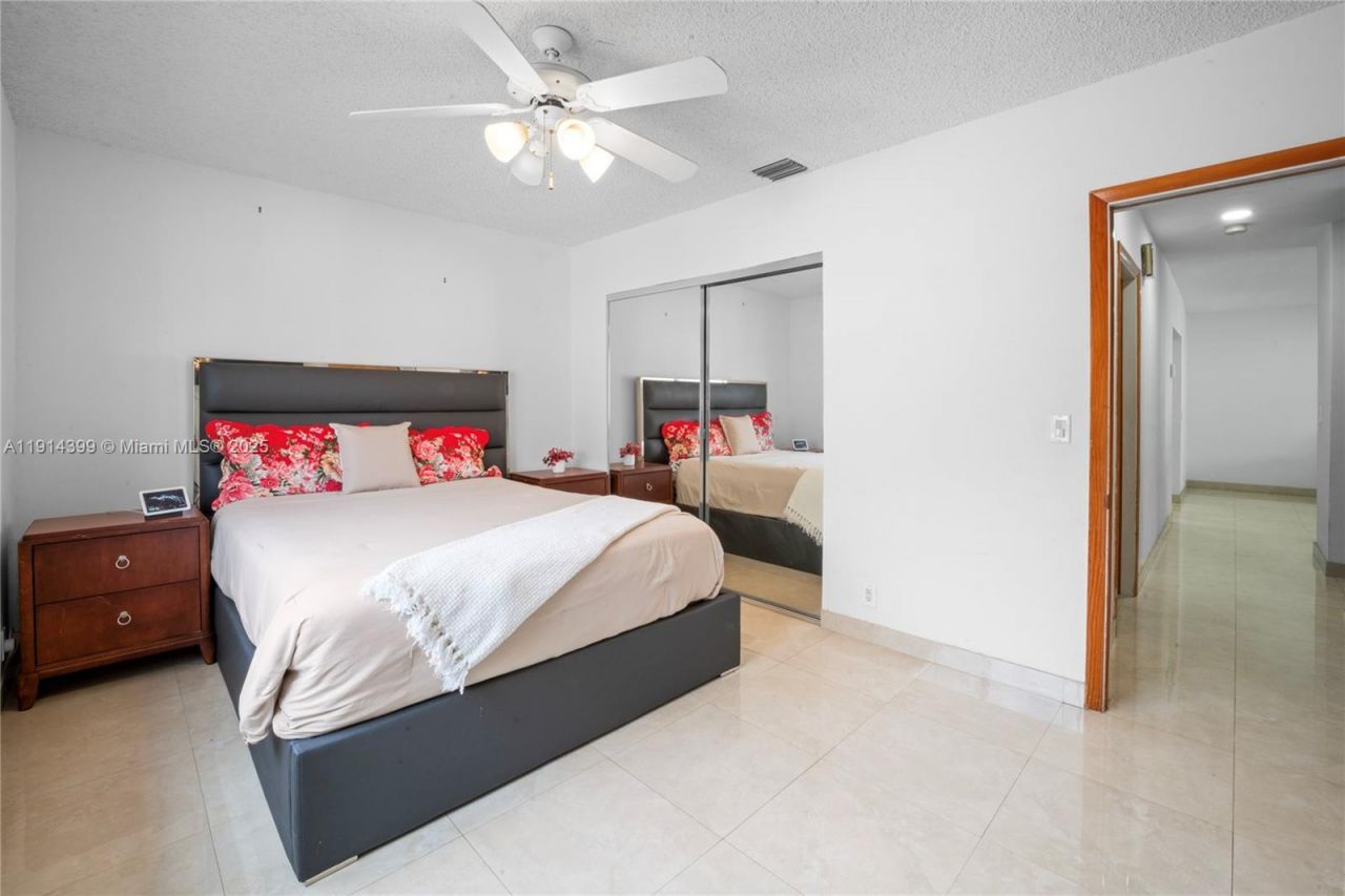 6010 SW 19th St, Miami, FL 33155 Photo