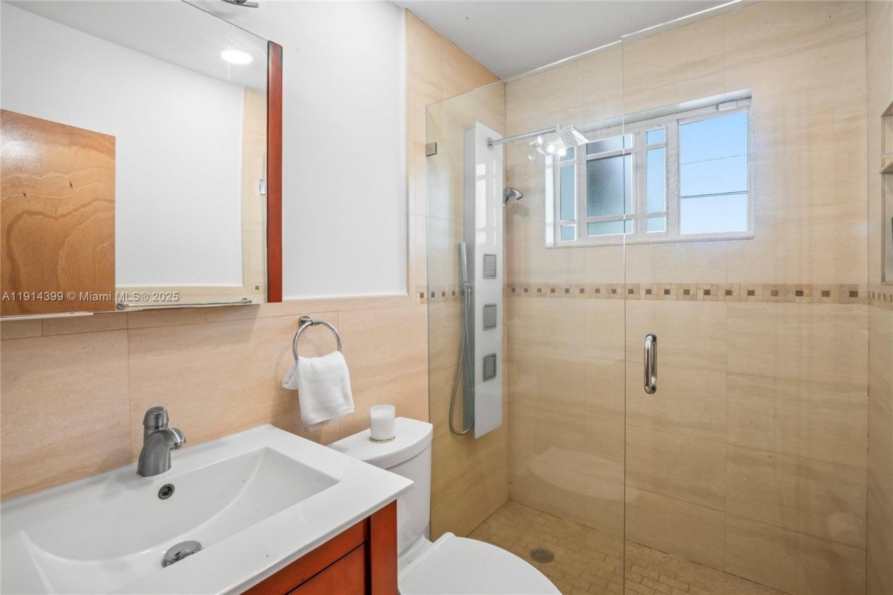 6010 SW 19th St, Miami, FL 33155 Photo