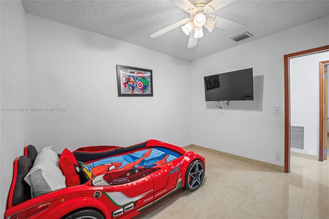 6010 SW 19th St, Miami, FL 33155 Photo