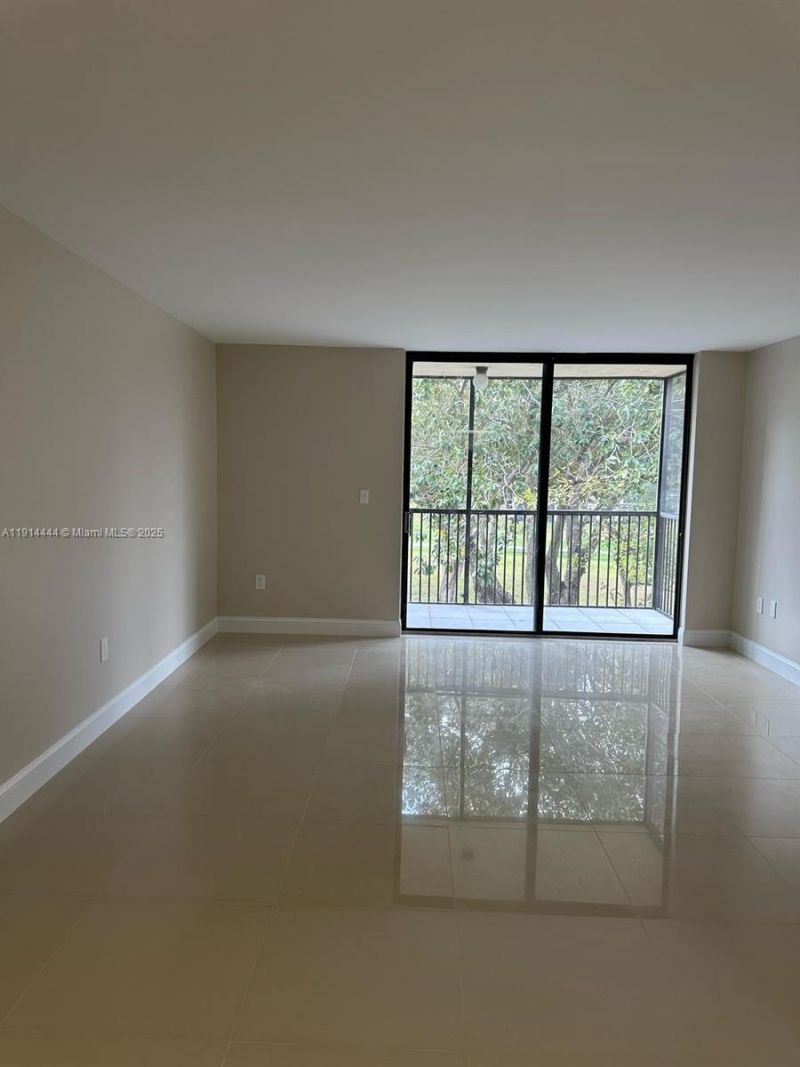 5530 NW 44th St, Unit 308C, Lauderhill, FL 33319 Photo