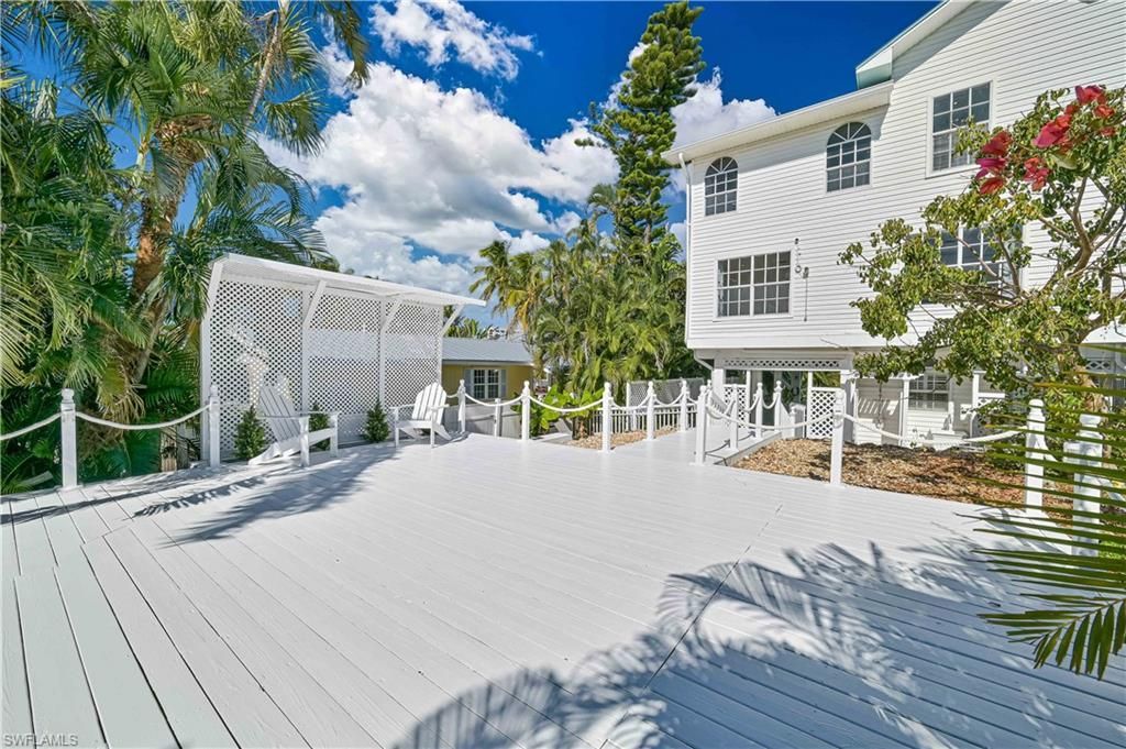 16763 Seagull Bay Ct, Bokeelia, FL 33922 Photo