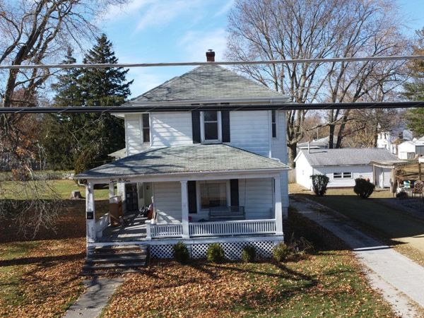 204 N Chicago Street, Milford, IL 60953