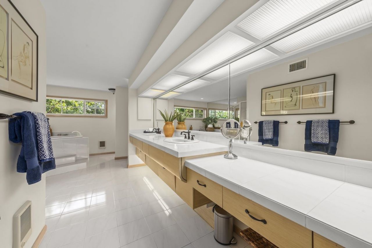 2451 Blind Pass Ct, Sanibel, FL 33957 Photo