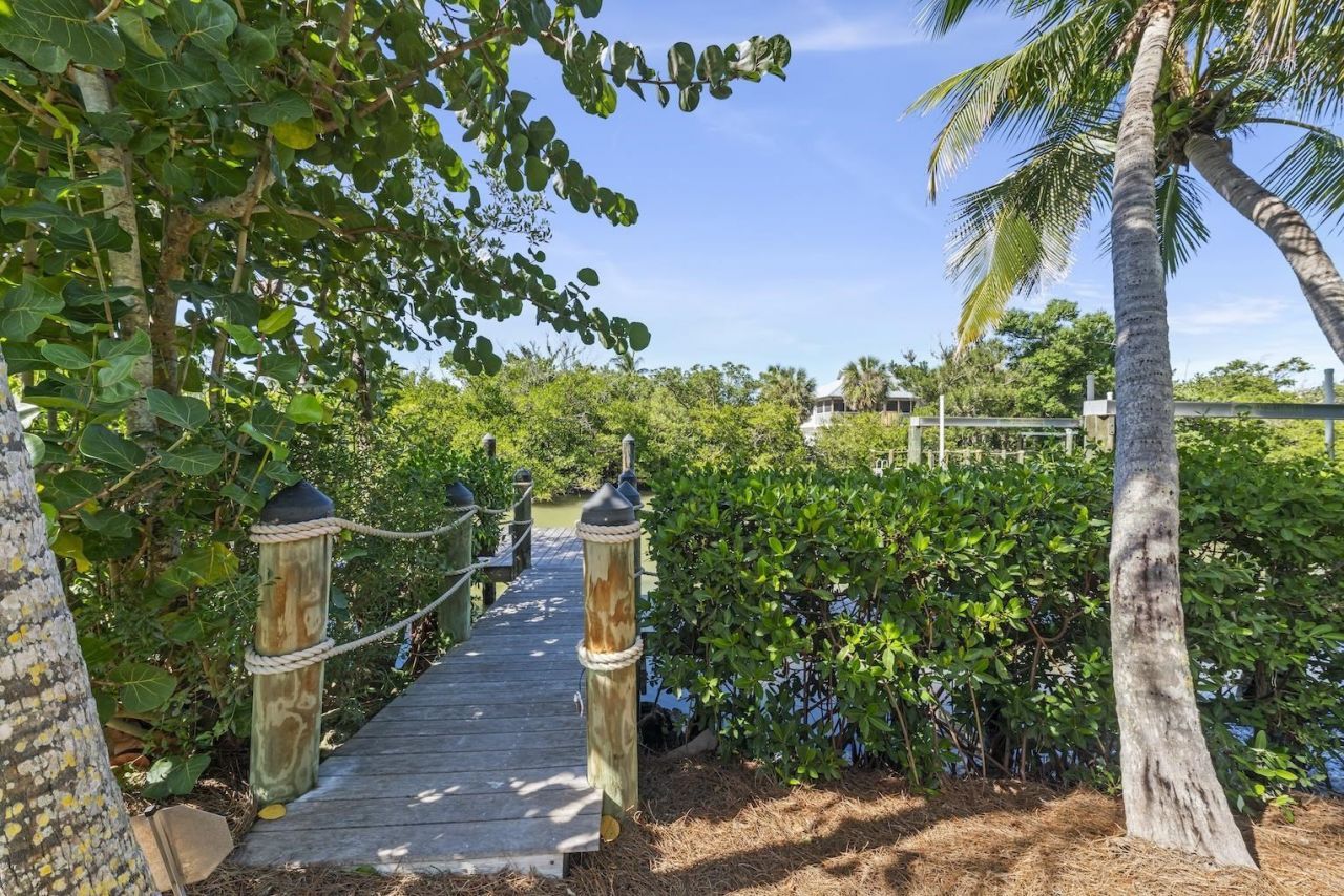 2451 Blind Pass Ct, Sanibel, FL 33957 Photo