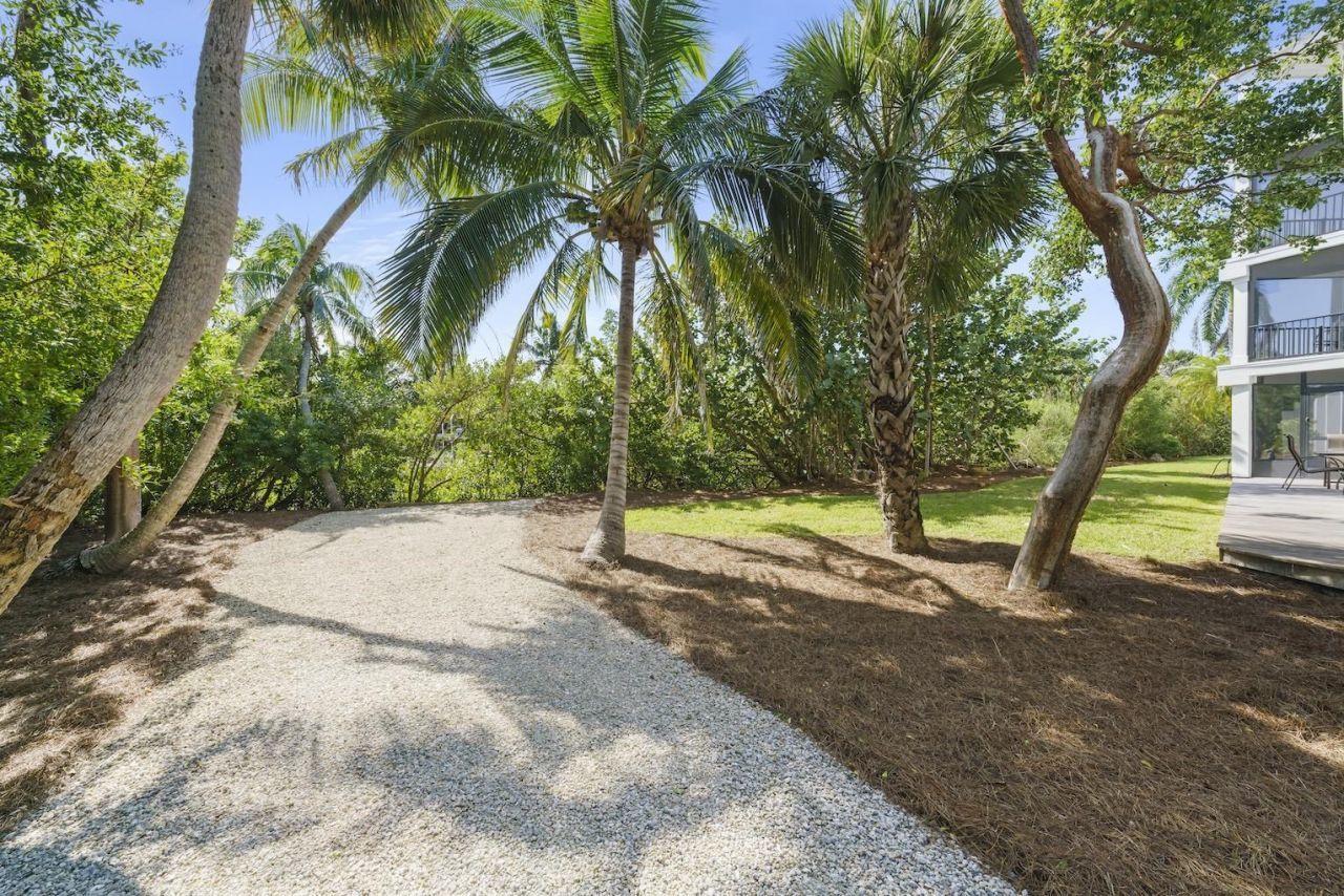 2451 Blind Pass Ct, Sanibel, FL 33957 Photo