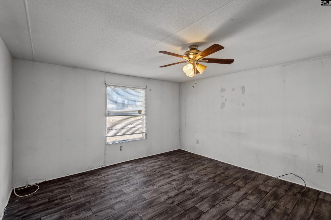 148 Glencrest Drive Photo 12