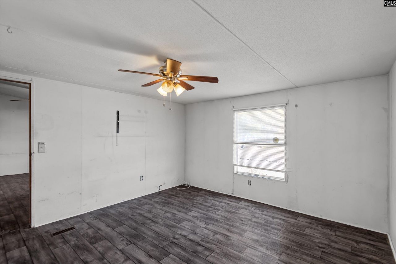 148 Glencrest Drive Photo 13