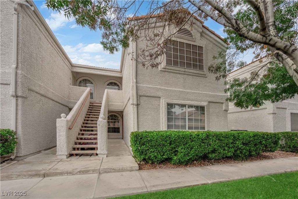 1800 Edmond Street, Unit 122, Las Vegas, NV 89146 Main Photo