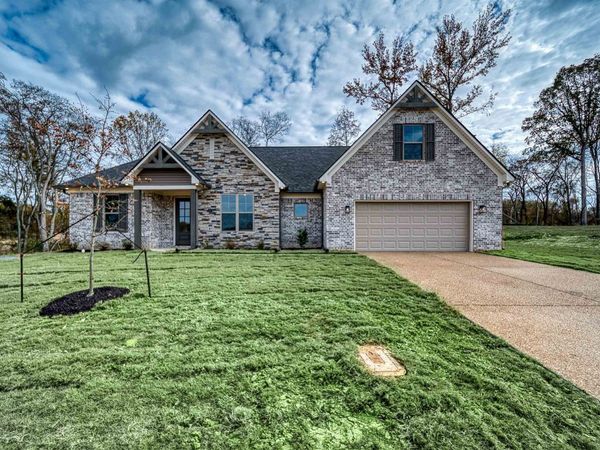 186 MERINO DR, Atoka, TN 38004