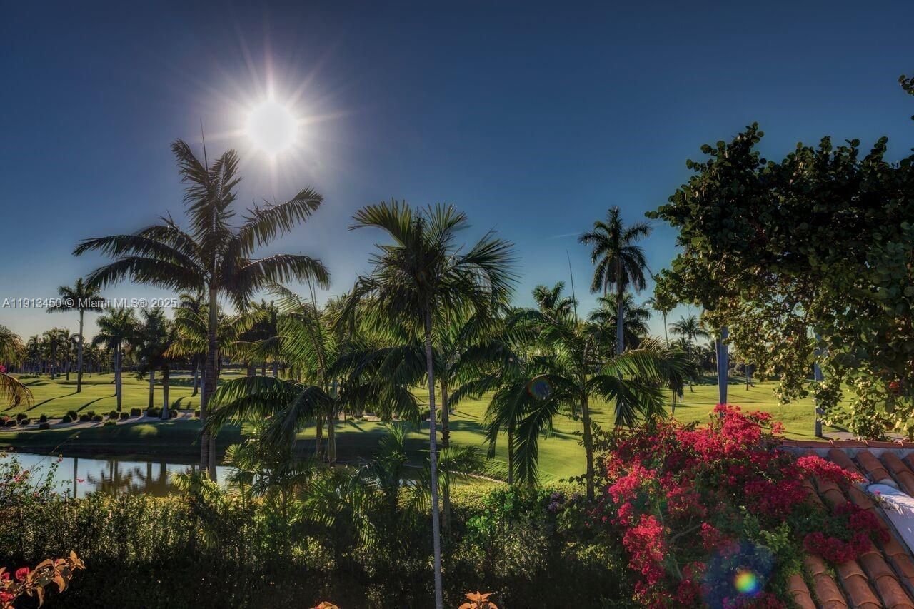 5800 La Gorce Dr, Miami Beach, FL 33140 Photo