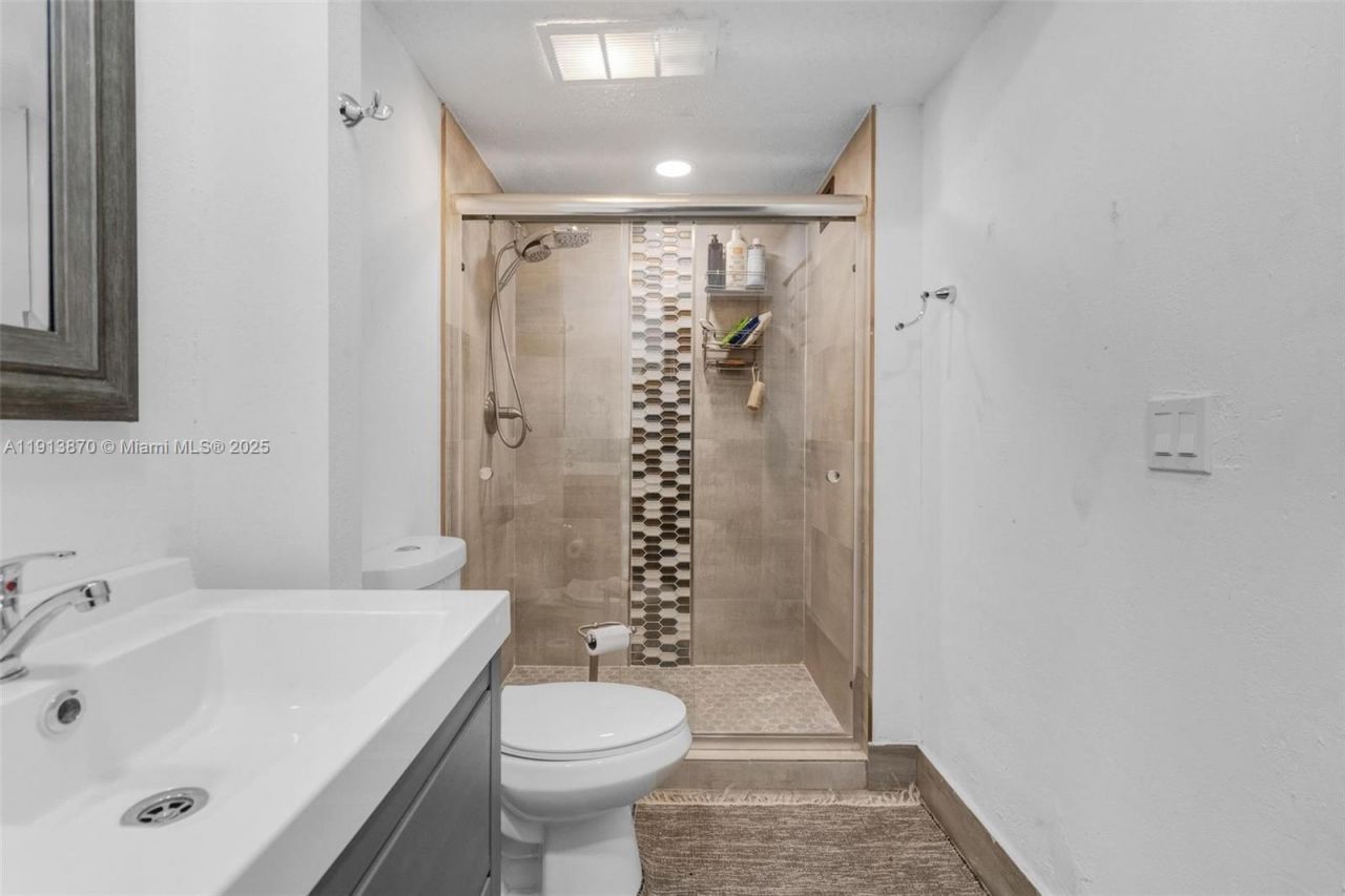 3801 Environ Blvd, Unit 116, Lauderhill, FL 33319 Photo