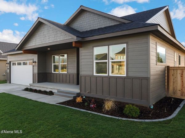 2057 S Aspen Way, Sandpoint, ID 83864