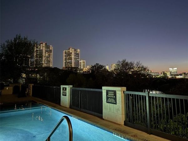 501 Samuels Avenue, Unit 110, Fort Worth, TX 76102