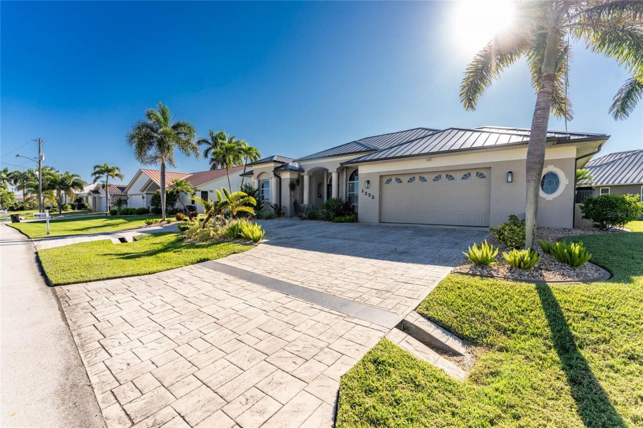 1353 Thrasher, Punta Gorda, FL 33950 Photo